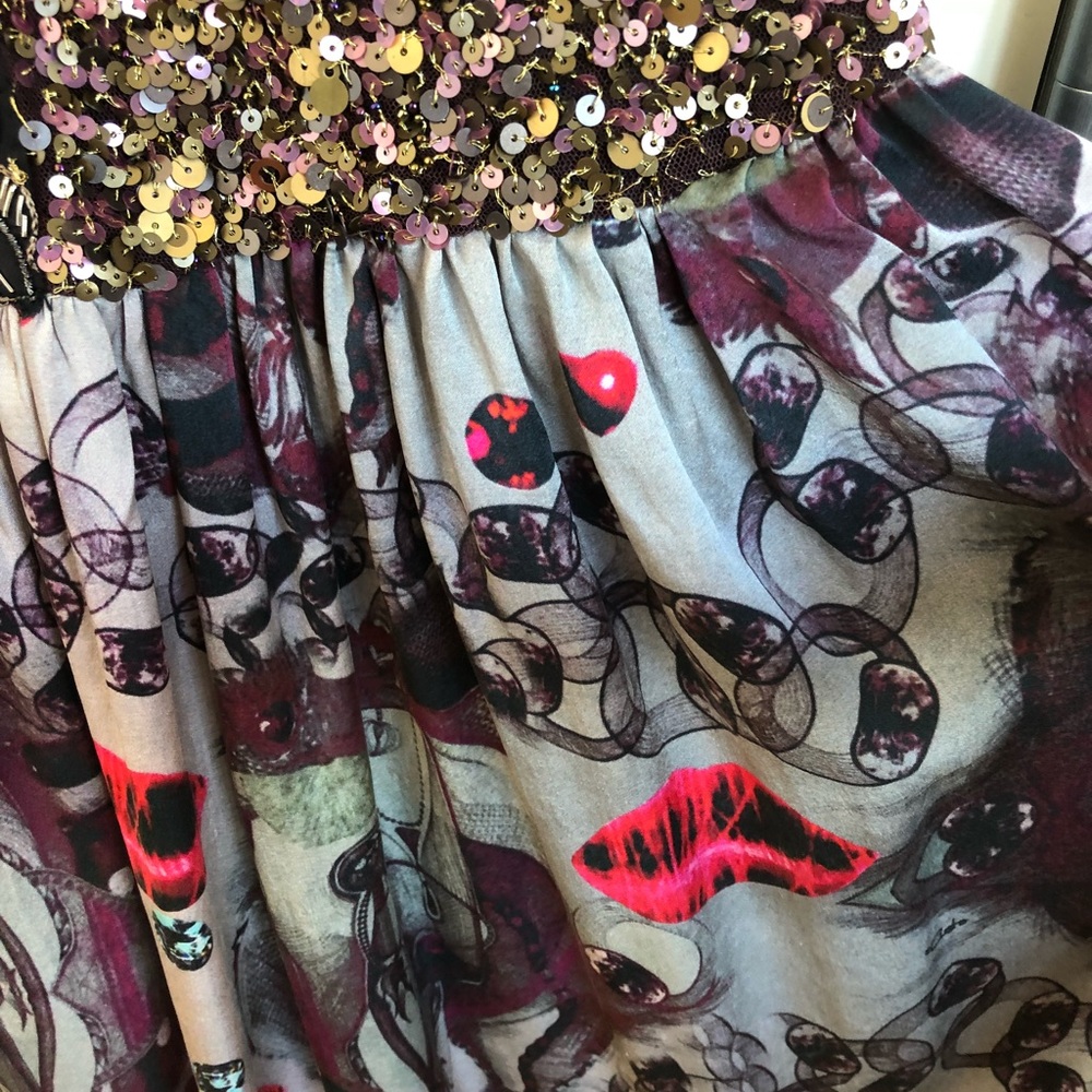 Custo Barcelona Runway Dress - Picture 3 of 5